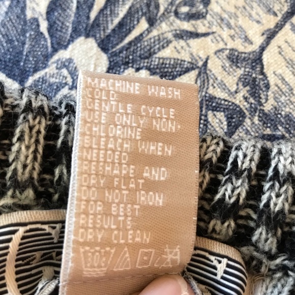 GAS Sweaters Long Hooded Belted Cardigan Large - Picture 6 of 7